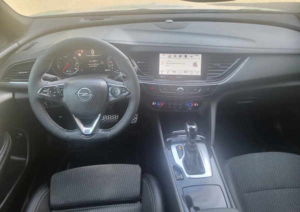 Opel Insignia cena 69900 przebieg: 246000, rok produkcji 2018 z Kłodzko małe 172